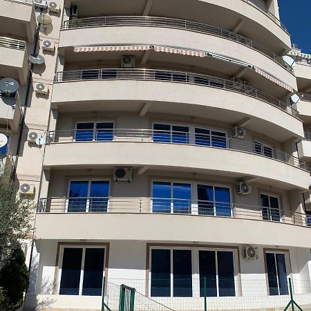 Apartment Liza Petrovac מראה חיצוני תמונה